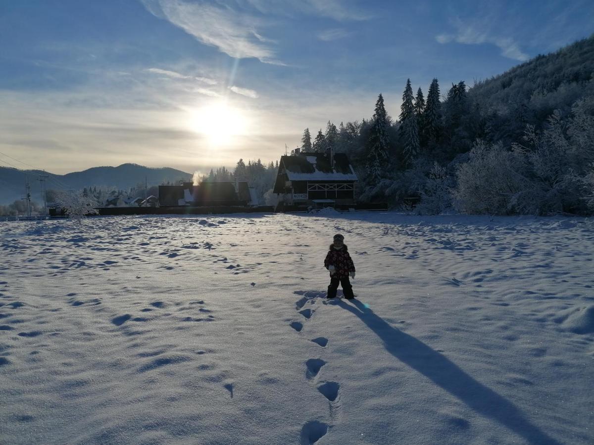 Villa Tukhlay Tukhlya Buitenkant foto